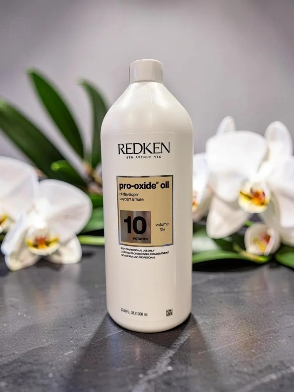 Redken Pro Oxide Oil Developer 10 Volume 6% 33.8 oz